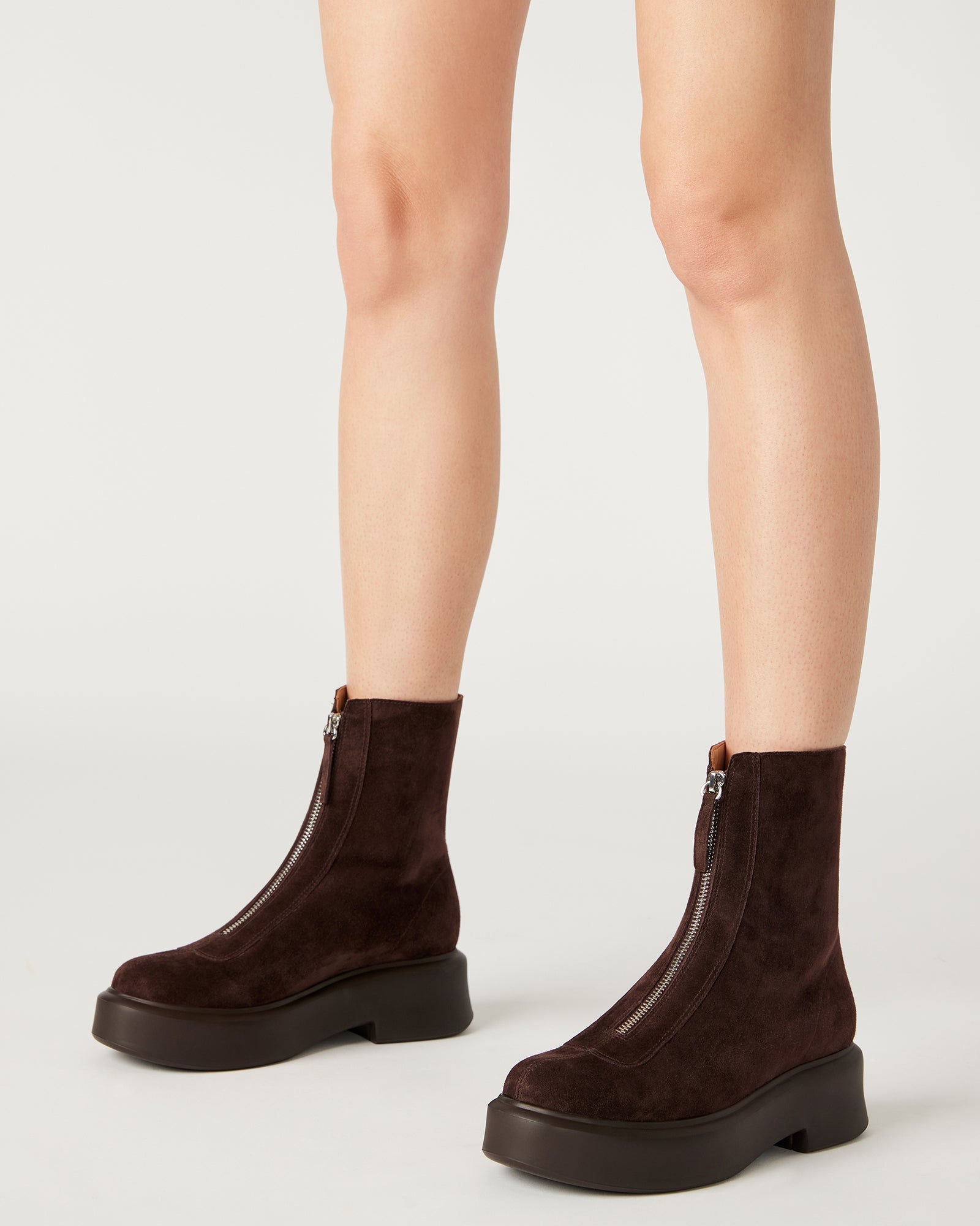 JONES BRAUNES SUEDE